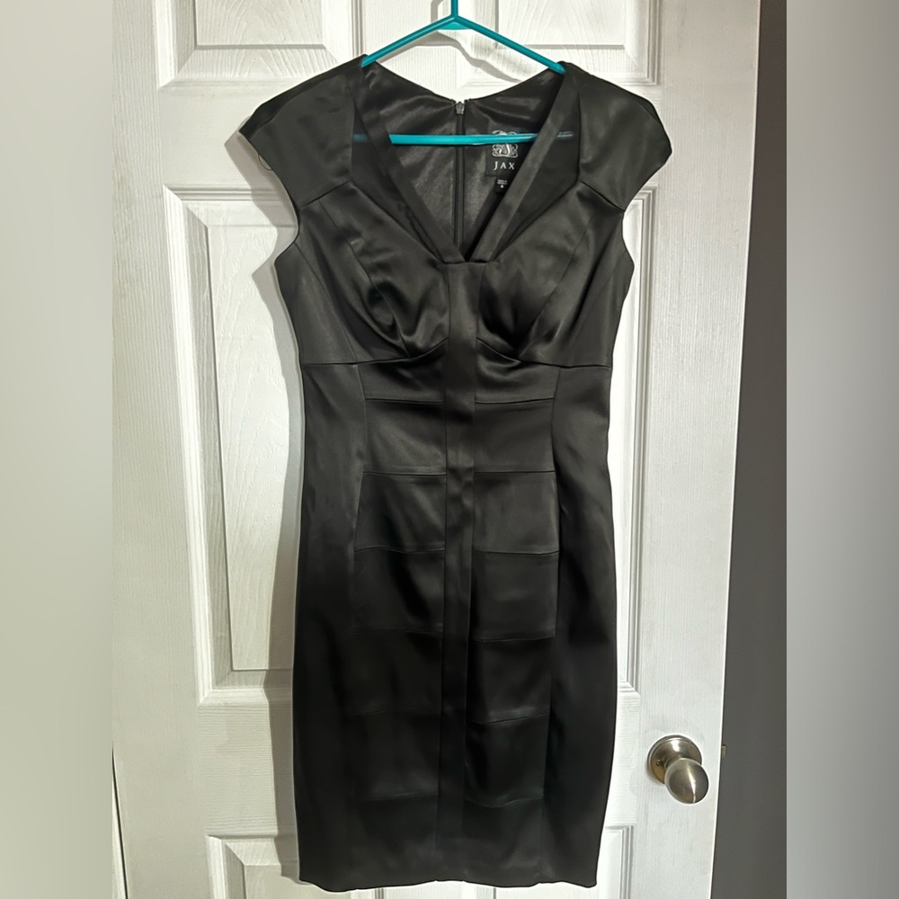 Jax | Size 4 Black Formal Dress
